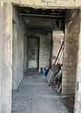 Продаётся 3-комнатная квартира в Сухуме, ул. Гумистинская, д. 15.